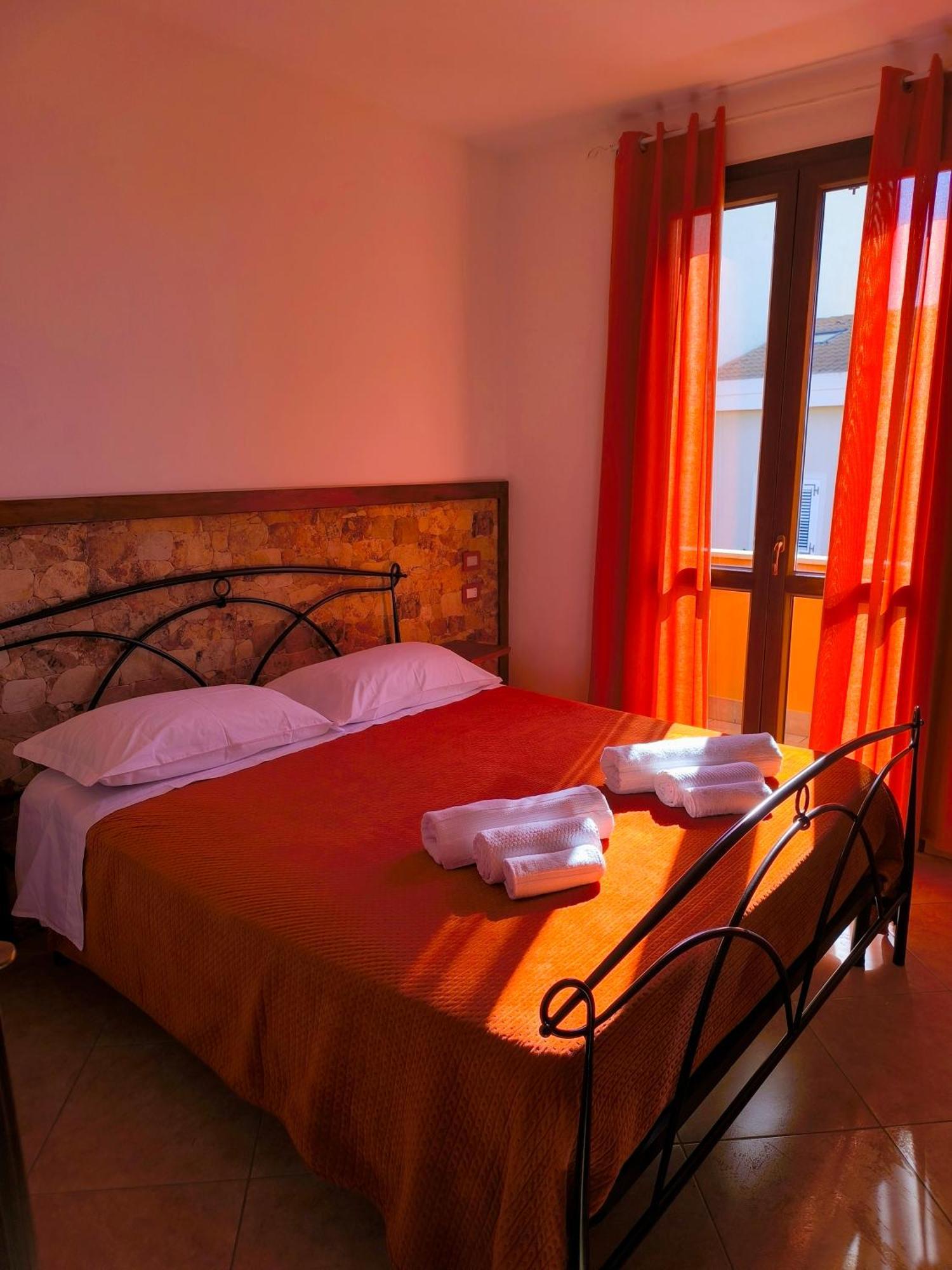 B&B Mamuthones Porto Torres Dış mekan fotoğraf